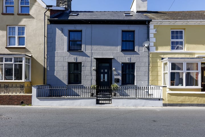Beautifully renovated Beach Front property