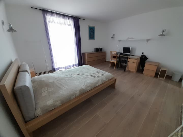 Suite #2 with double bed and private bathroom