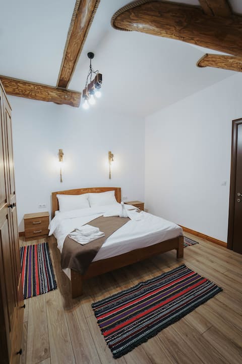 Mujdei's Inn - Economy Double Room