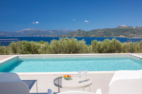 Ionian Sunshine 2 Bedroom Villa Circe