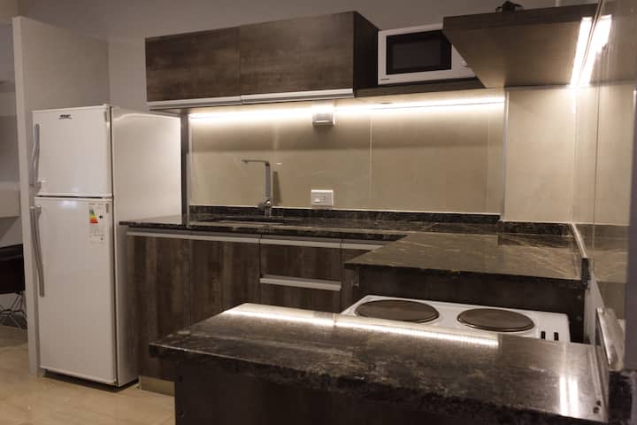 Departamento Para 5 Personas En Paseo Pellegrini. - Rosario