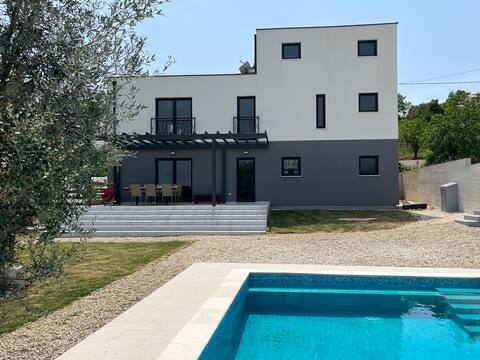 Istria/Croatia-Villa Larimar (11 pers) with pool
