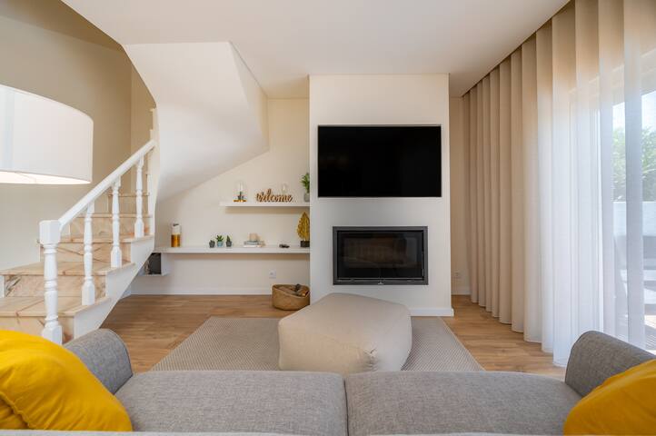 Sea Crest Place – Villa with private pool gallery image 4