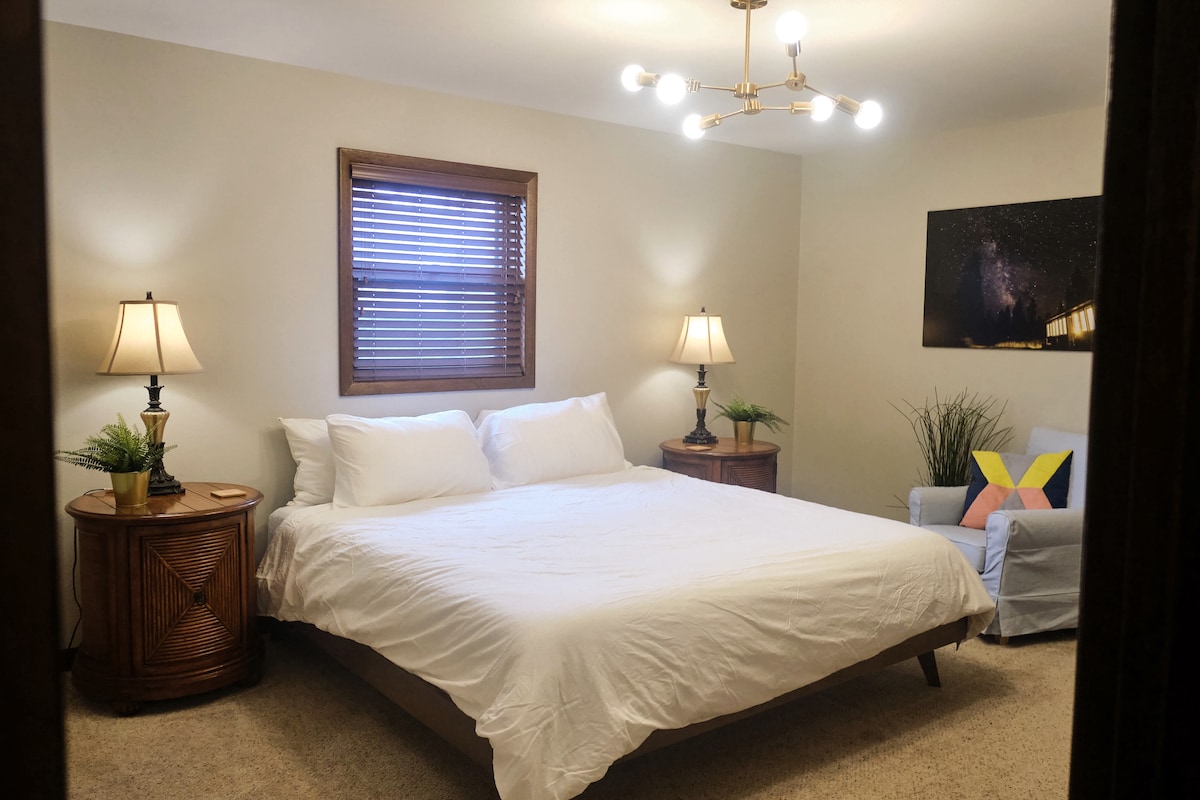 Bedroom with King Bed