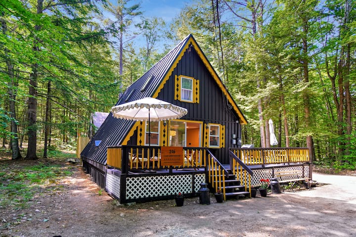 Maine A-Frame with Hot Tub, Game Room, Lake Access