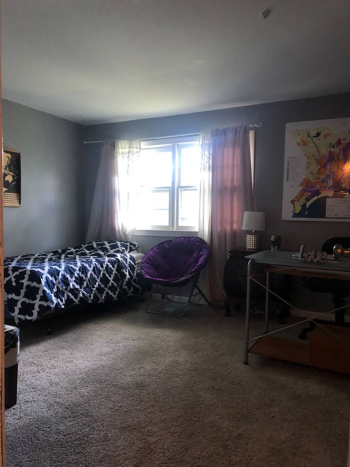 Quiet Twin Space Houses for Rent in Trumbull, Connecticut, United