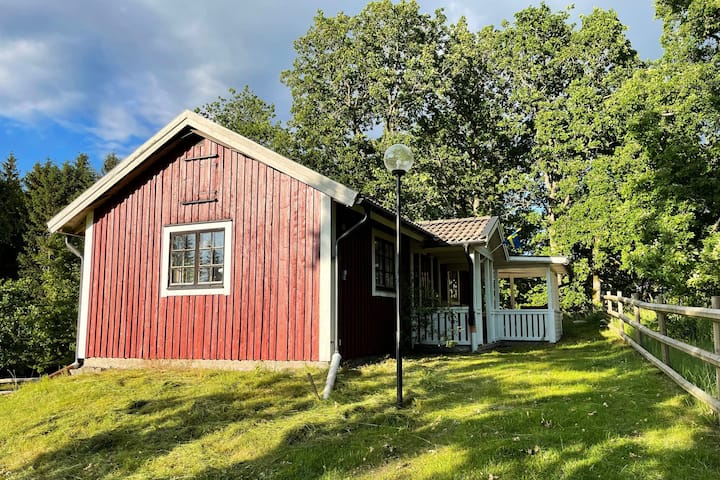 Cozy Cottage in Småland Sweden