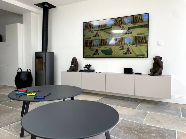 Agréable maison de ville avec piscine gallery image 3