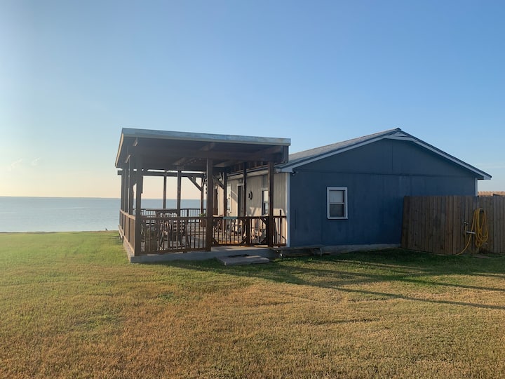 Cabins In Baffin Bay