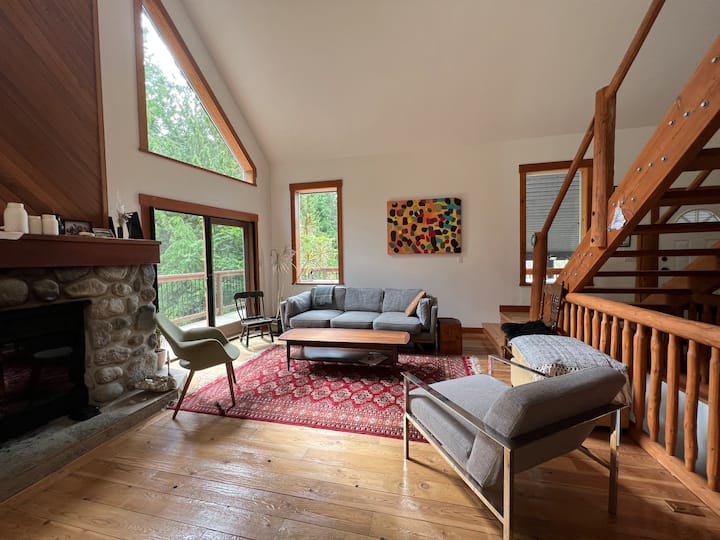 Private home at the edge of Squamish Houses for Rent in Squamish, British Columbia, Canada