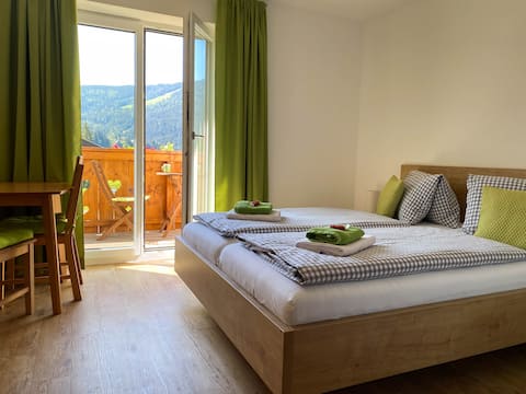 Cosy bedroom #1 in Alps near Salzburg & Hallstatt