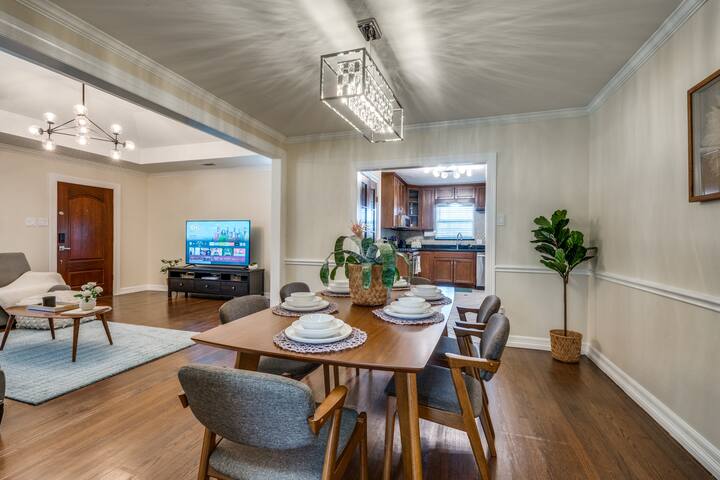 Game Room, hot tub near Bishop Arts & DT Dallas. gallery image 3