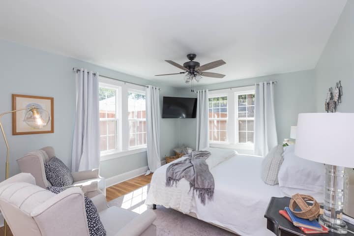 คิงมาสเตอร์พร้อมห้องน้ำในตัว