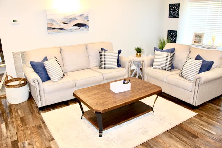 Მყუდრო მისაღები ოთახი.