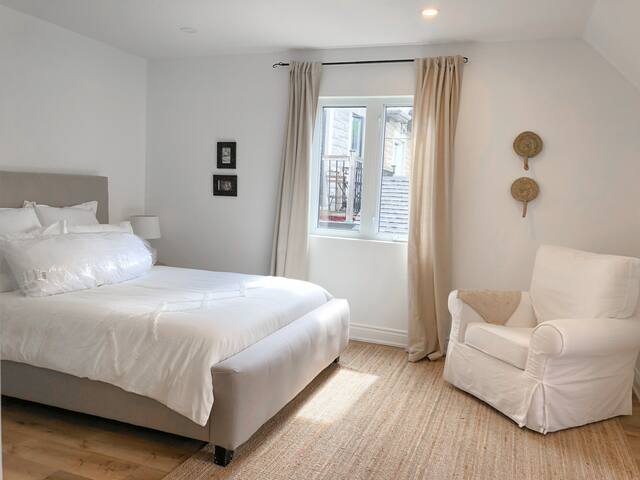 Spacious Detached House close to Downtown and Lake gallery image 4