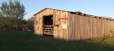 Scenic Farm with lots of extras & lots of room