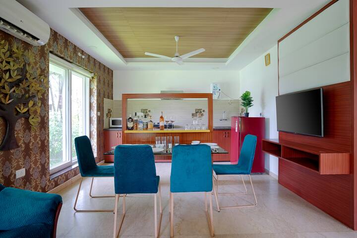 Living room image 3