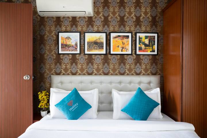 Bedroom 1 image 3