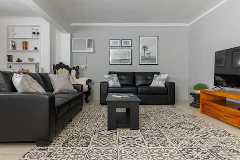 Popular Airbnb listing: Home from Home 6 Guests Max (Heated Pool Oct-May) in Brisbane