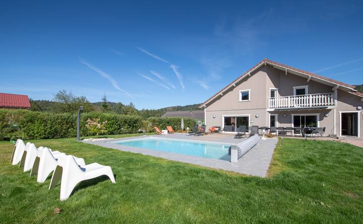 Chalet du Bien-être 15 p.Piscine,Spa, Sauna,Hammam - Chalets à louer à ...