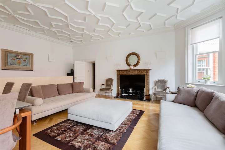 Stunning 2 bd apartment in the heart of Chelsea