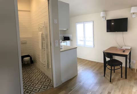 Studio 2 new over-equipped Colombes