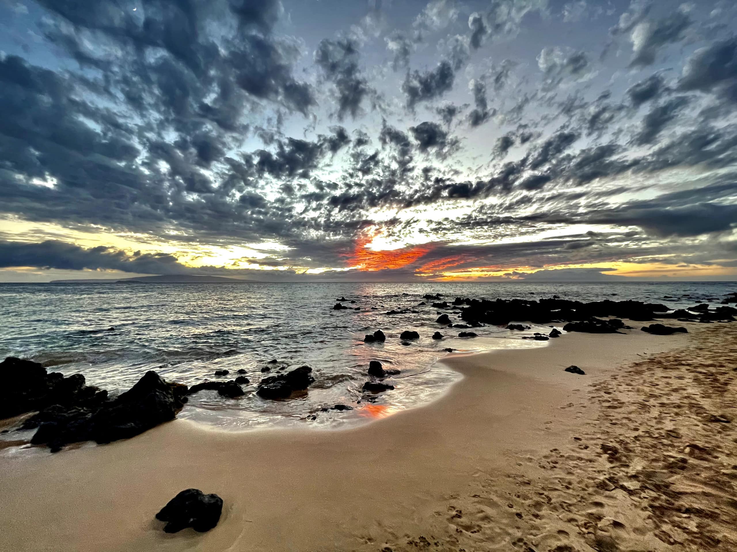 Condo in Kihei · ★4.99 · 1 bedroom · 2 beds · 2 baths - Image 76