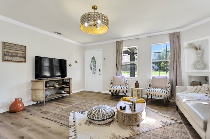 “Casablanca”downtown Rockwall-child/pet Friendly - Rockwall, TX