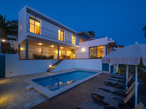 Villa with pool and fantastic views in Son Bou