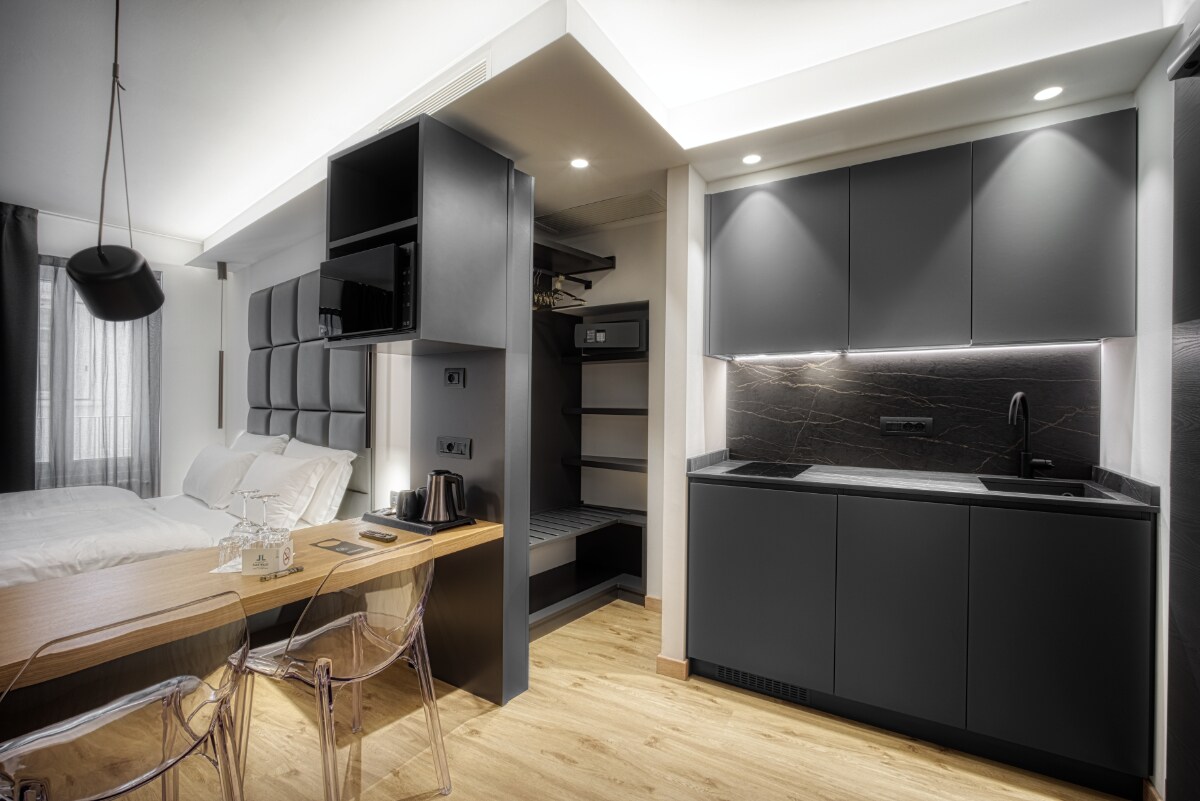 Popular Airbnb listing: M Loft D - only adults in Malcesine