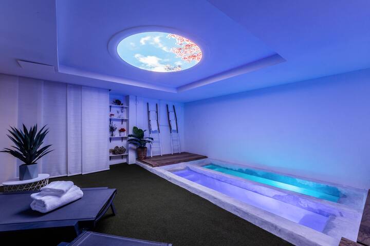 The Werner House w/ Gym, Spa & Speakeasy gallery image 3