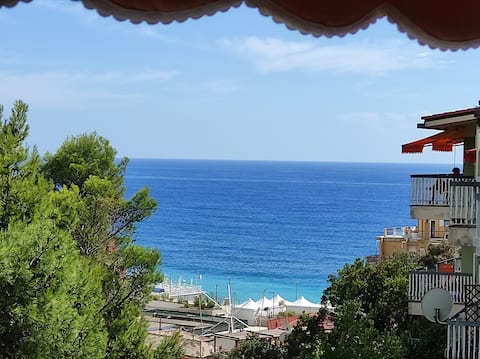 Il Gabbiano. A stone's throw from the beach