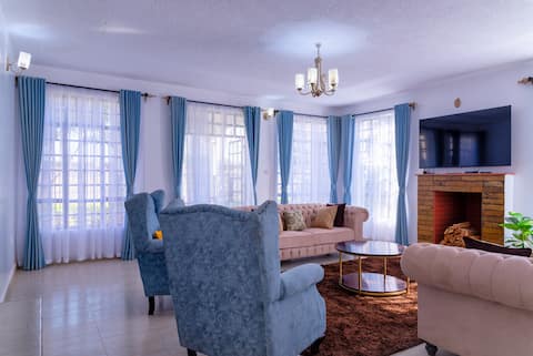 Amani Villa: Secure, Serene, Garden, Own Compd 4br