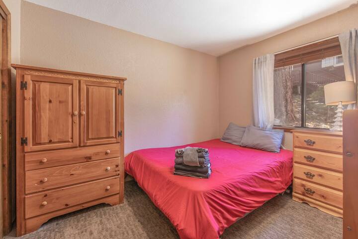 Bear Canyon Cottage - Airbnb