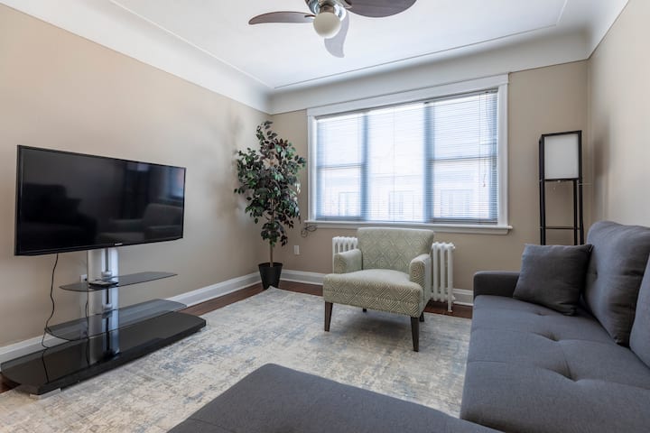 Modern 1 Bedroom #4 On Locke St. - Hamilton, Canadá