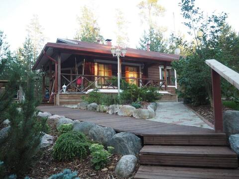 High-quality villa on the shore of Lake Saimaa