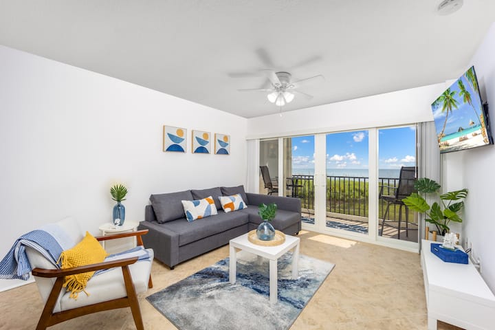 "Gorgeous Oceanfront With Private Beach Condo" - The Bahamas