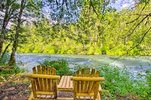 McKenzie Bridge River House near Sahalie Falls