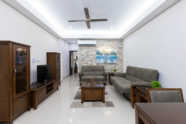 Modern & Spacious 1-bedroom Apartment W/view - Grenada