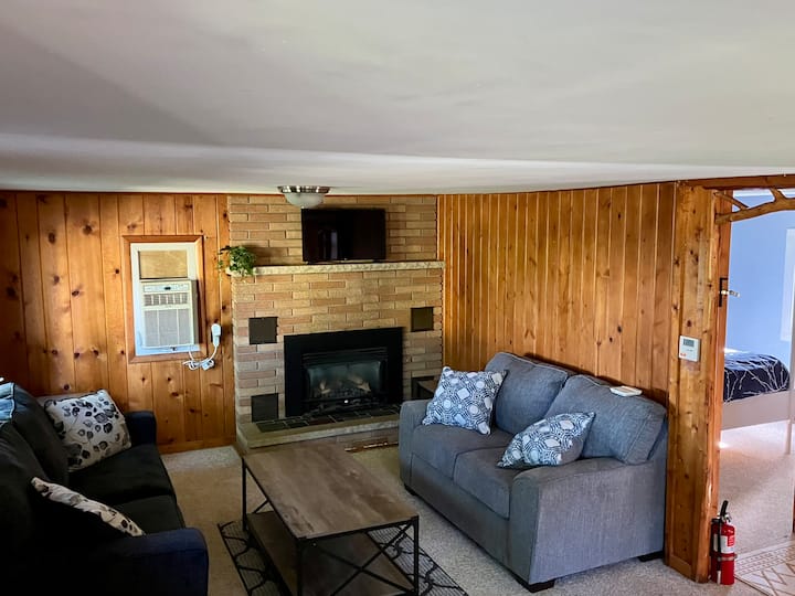 Rustic 2 Room Cabin-12mile To Tc, 1m To Er - Kewadin, MI