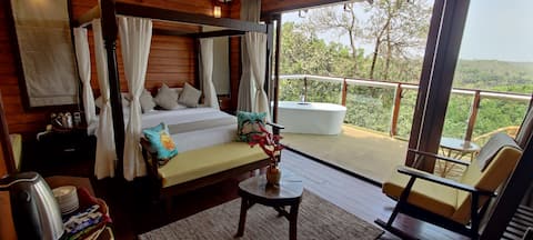 Couple Tree house - Mogra