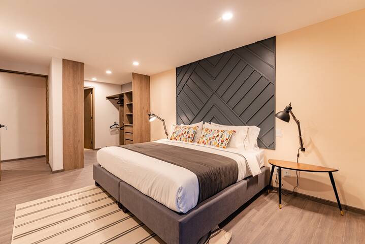 3 NEW Apts. Same Location: Condesa/Rooftop/Gym gallery image 2