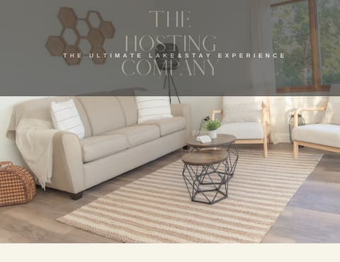 Popular Airbnb listing: Cozy Fireplace & Point Pelee Winter Hikes in Leamington