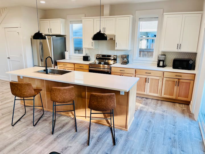 Monmouth Vacation Rentals & Homes Oregon, United States Airbnb