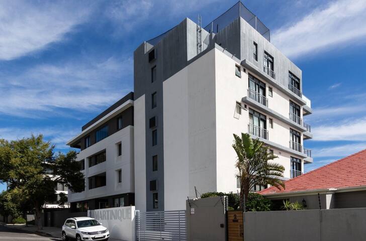 Spacious Luxury Home.Sea View & Direct Lift Access gallery image 4