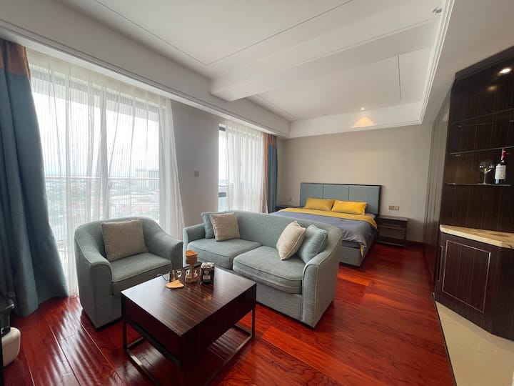 1 Minutes Walk To Parkson Mall
20 Floor City View - Vientiane