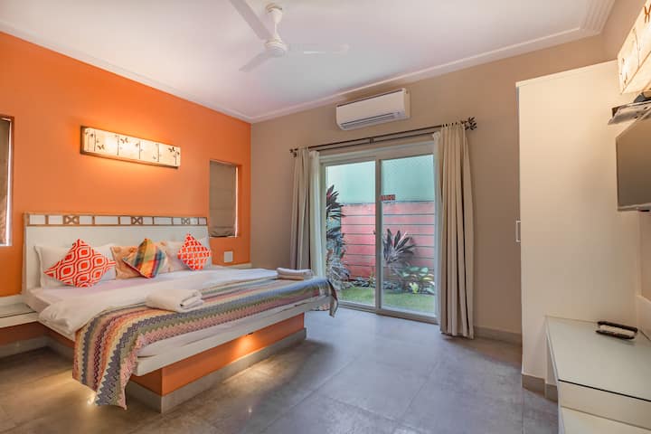 Bedroom 5 image 1