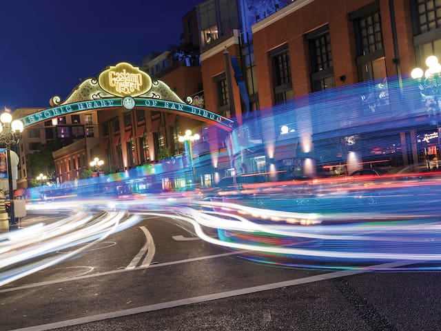 San Diego Comicon Marriott Pulse-2 Bedroom Suite