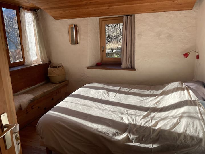 Საძინებელი 1