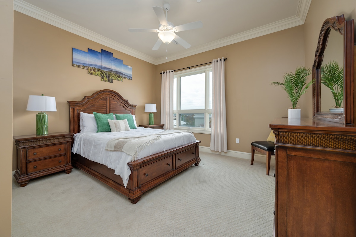 ห้องนอน (เตียงควีนไซส์)

# MurfreesboroTN # TheGatewayVillage # MiddleTennessee # Nashville # StThomasRutherfordHospital # TheAvenueMurfreesboro # Murfreesbo # ProperStays